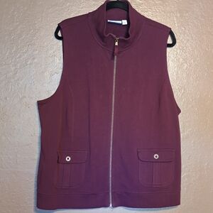 Croft & Barrow Burgundy Zip-Up Vest 1X